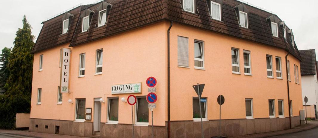 Hotel Stadt Steinbach シュタインバッハ・アム・タウヌス エクステリア 写真